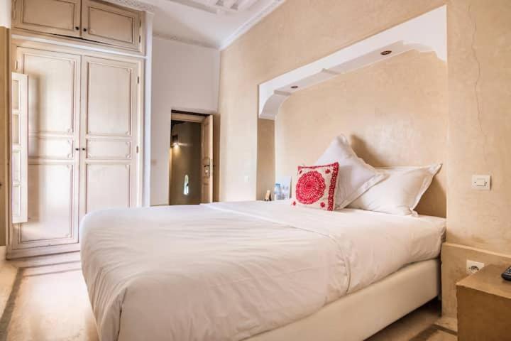 Riad Dar Ten Marrakesh Exteriör bild